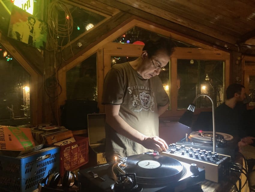 bife ooblomov dj rokenrol pabovi novi sad
