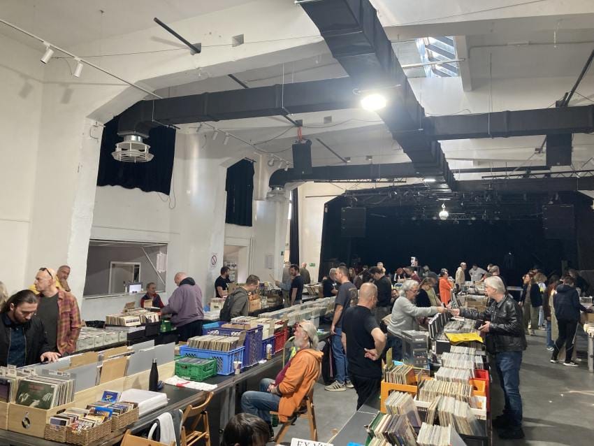 Berza vinila u SKCNS Fabrika