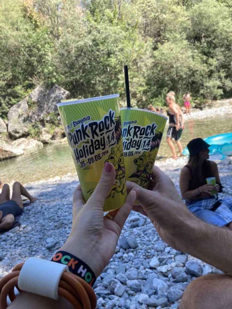 Punk rock holiday pivo kraj tolminke