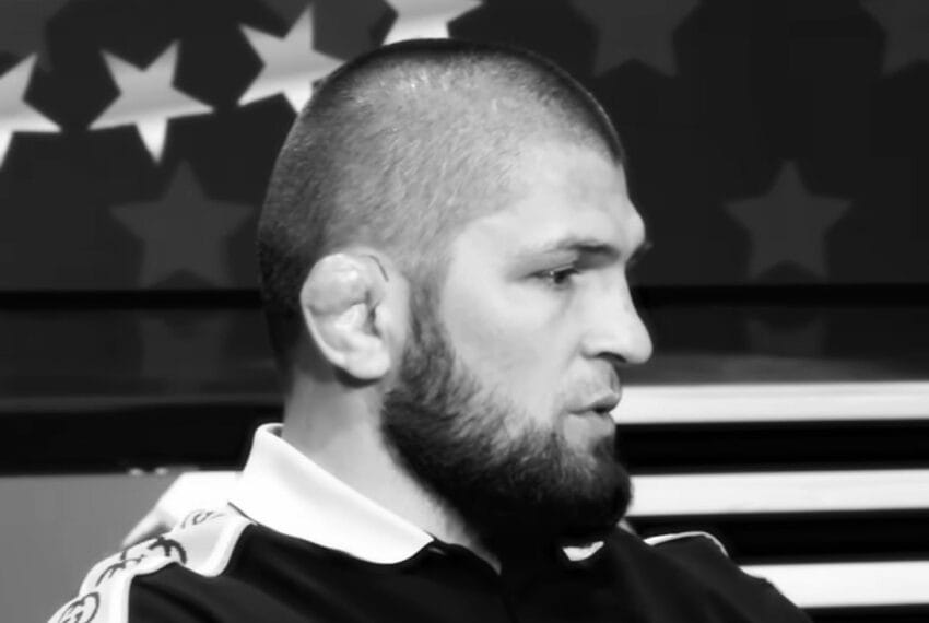 MMA borac Khabib Nurmagomedov sa karakterističnim “rvačkim uvom”, deformitetom povezanim sa borilačkim sportovima i MMA scenom