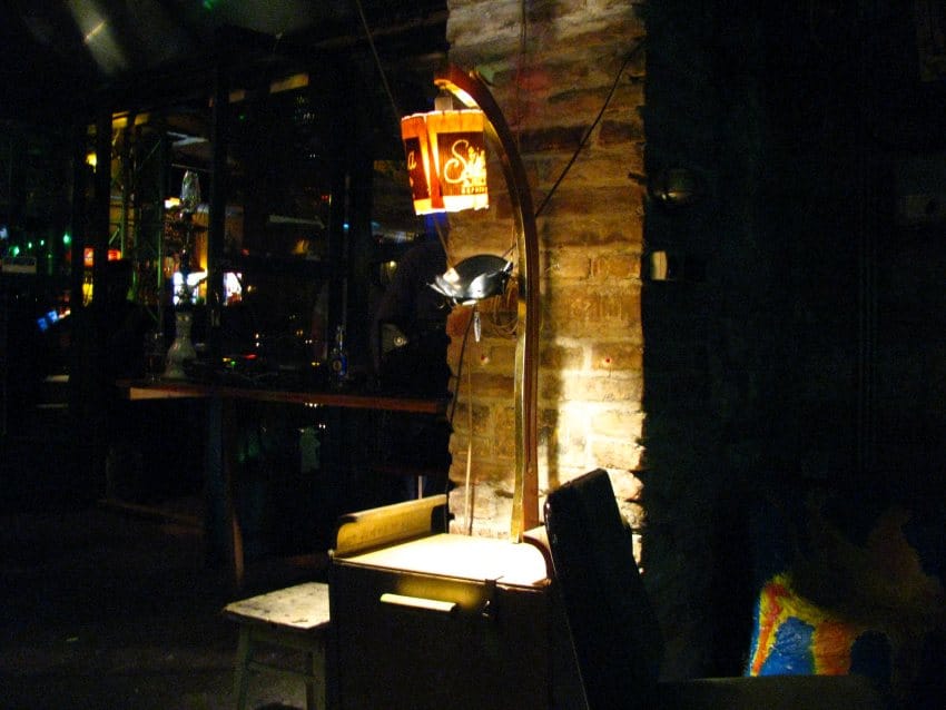 Szimpla kert budimpešta lampa detalji enterijer