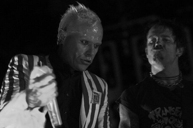 Keith Flint i Rob Holliday na koncertu grupe The Prodigy
