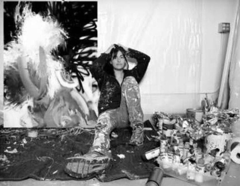 Justine Frischmann, frontmenka benda Elastica, u svom studiju 2010. godine