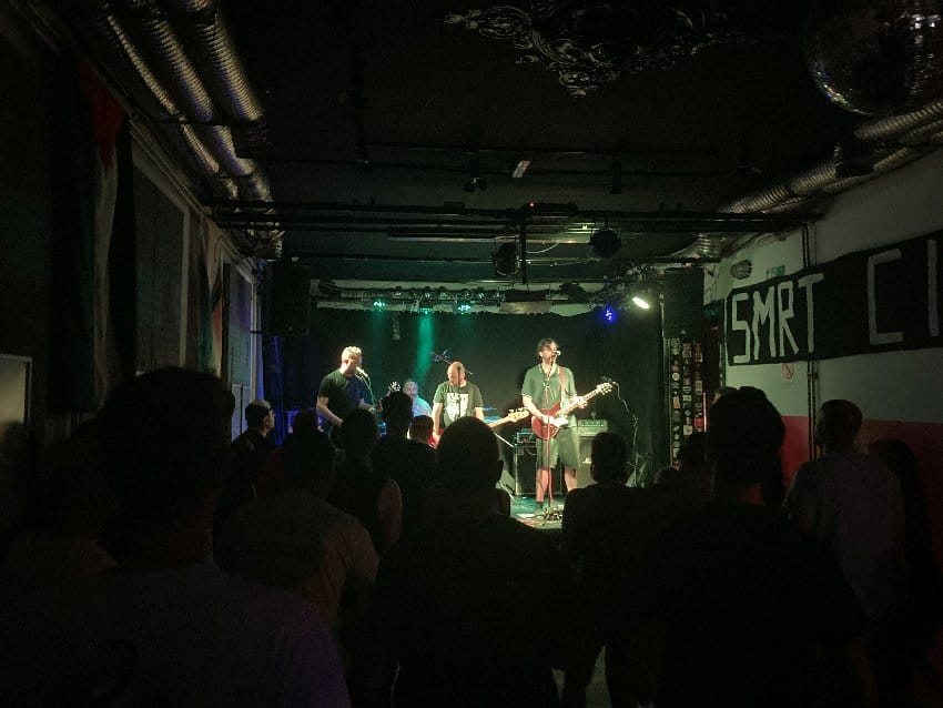 Shoplifters pred publikom u Ck13