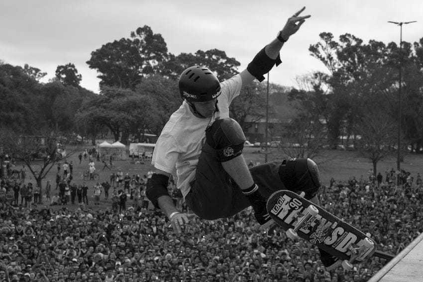 Tony Hawk tokom skejtbord nastupa na Xtreme Life Festu u Buenos Airesu 2017. godine